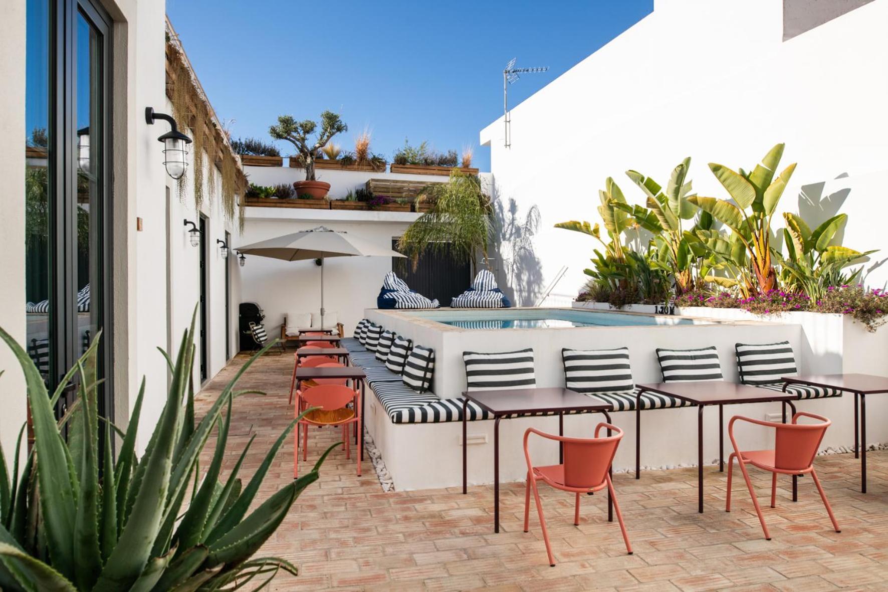 Casa Rosa Villa With Pool In Olhao Centre Eksteriør billede